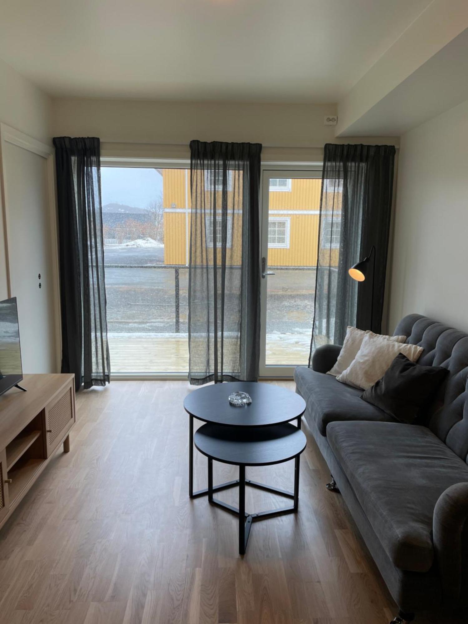 Helt Ny Leilighet Leknes Bagian luar foto